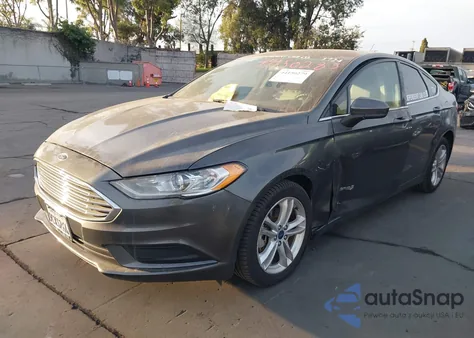 2018 Ford Fusion Hybrid S из США, поврежденный, VIN 3FA6P0UUXJR244829